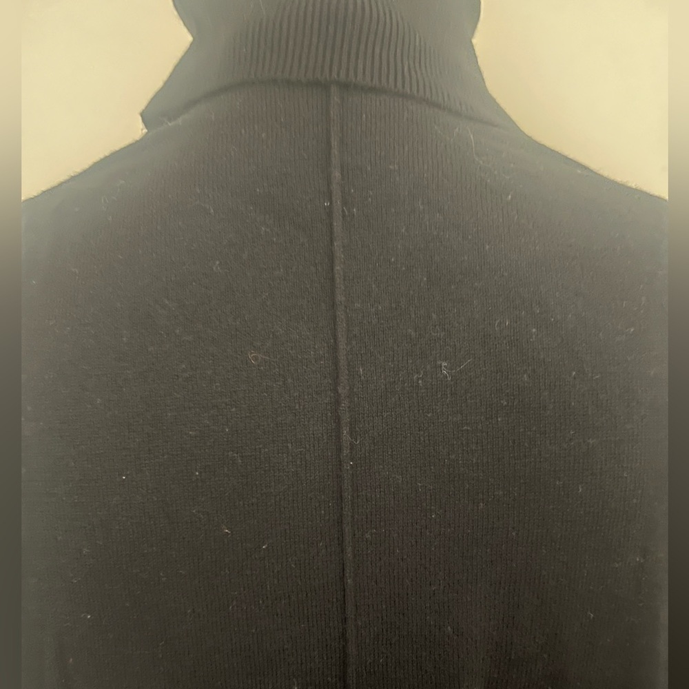 Women’s Gap size M black turtleneck knit sweater with seam down the back - Picture 3 of 4